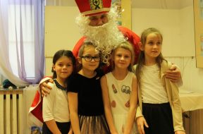 48383609_370506730378526_9119105125854478336_n