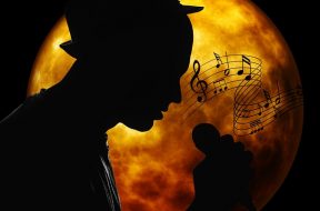 musician-2055803_640